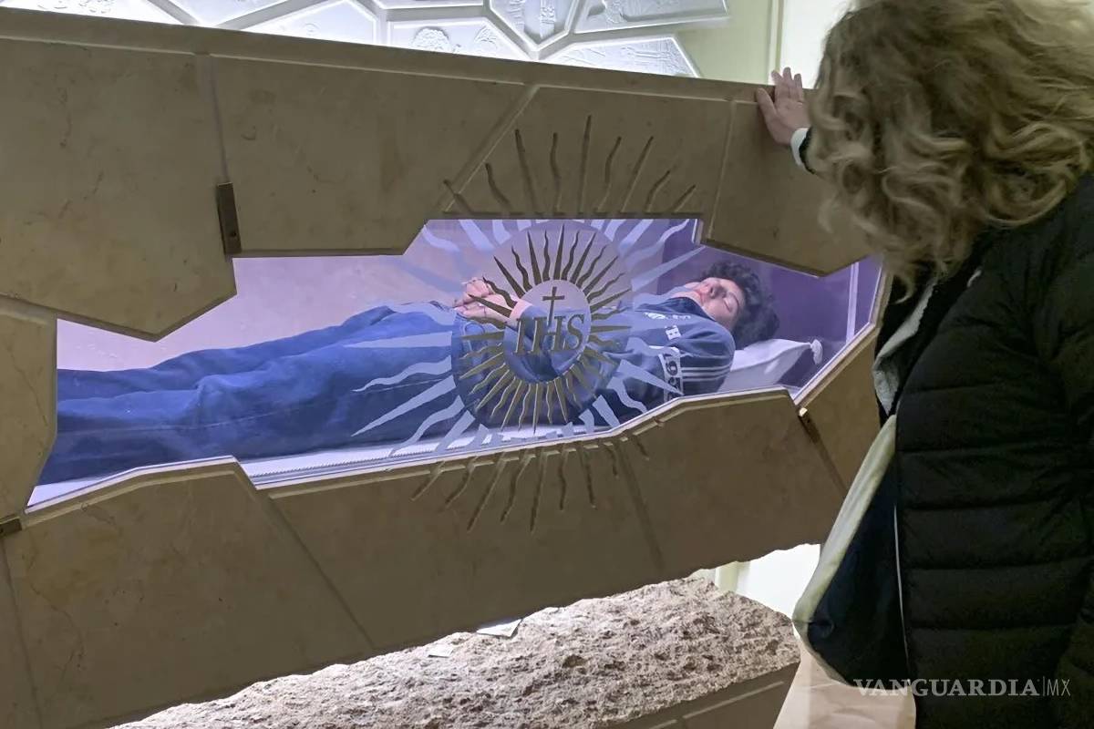 $!Tumba del adolescente Carlo Acutis, conocido como el ‘santo milenial’ y que será canonizado el 7 de septiembre.