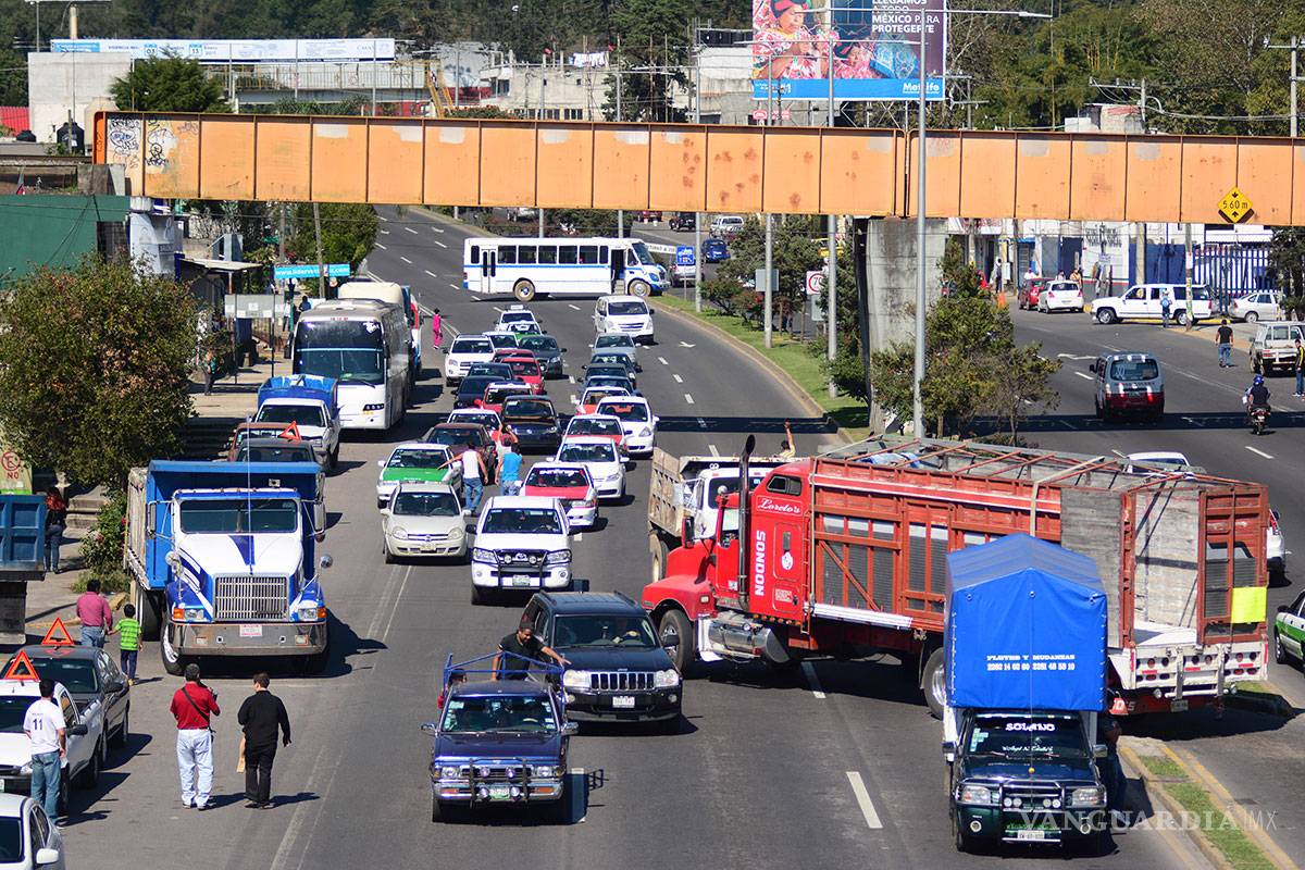 $!Bloqueos y marchas en 28 estados contra el 'gasolinazo'