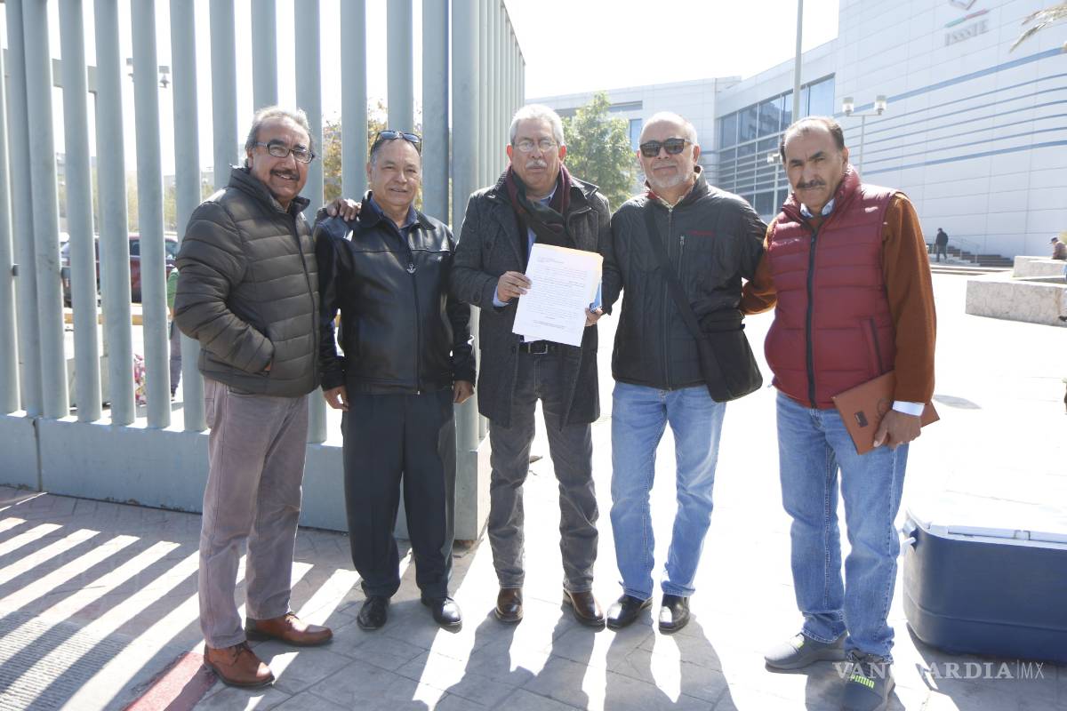 ISSSTE en Coahuila promete a profes mejor trato y medicinas