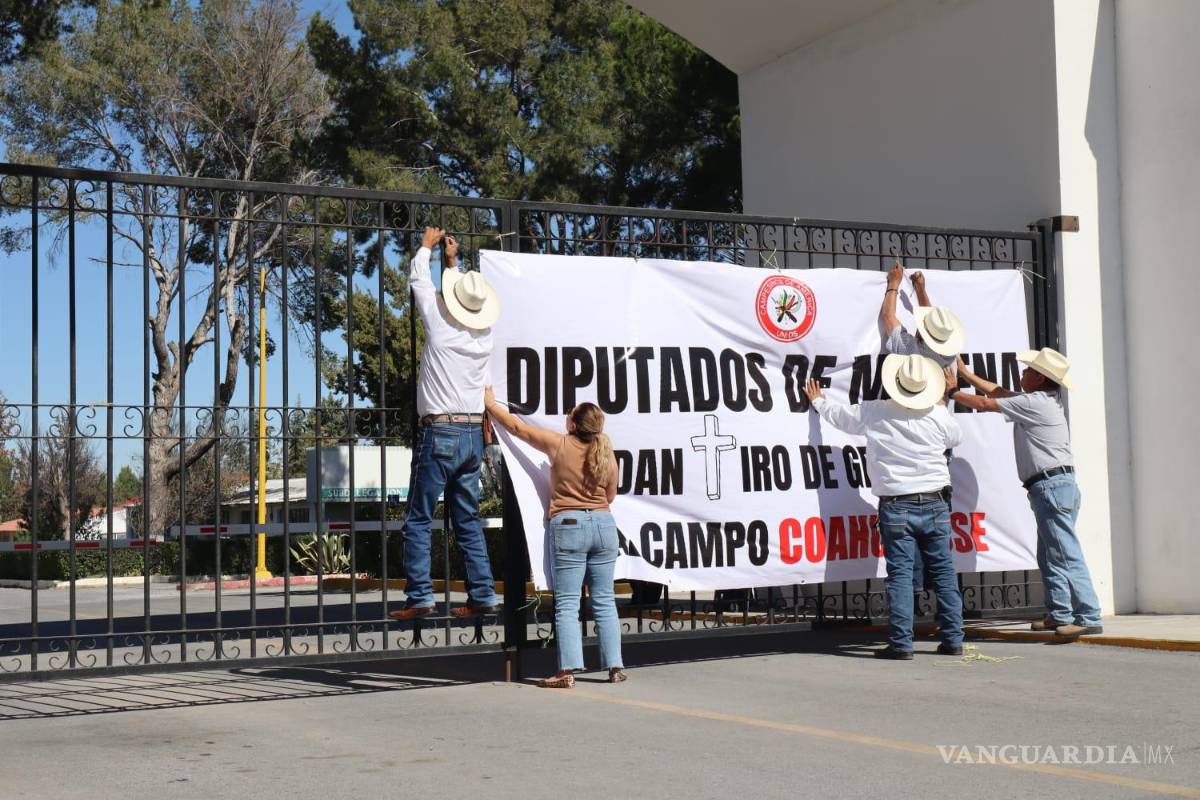 $!Protestan contra presupuesto federal para el campo de Coahuila