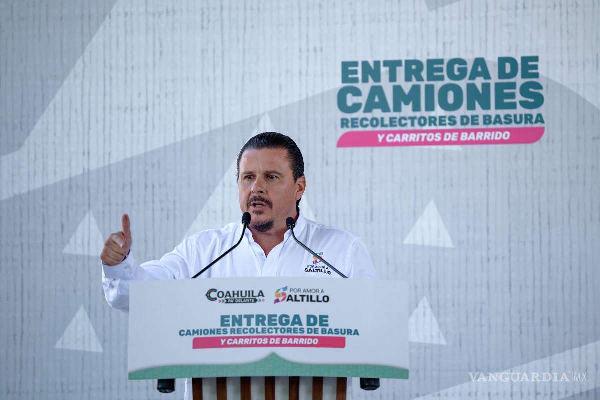 $!El director de Servicios Públicos, Aníbal Soberón Rodríguez, explicó que cada camión tiene capacidad de 12 toneladas, lo que permite una mayor eficiencia en la recolección diaria.