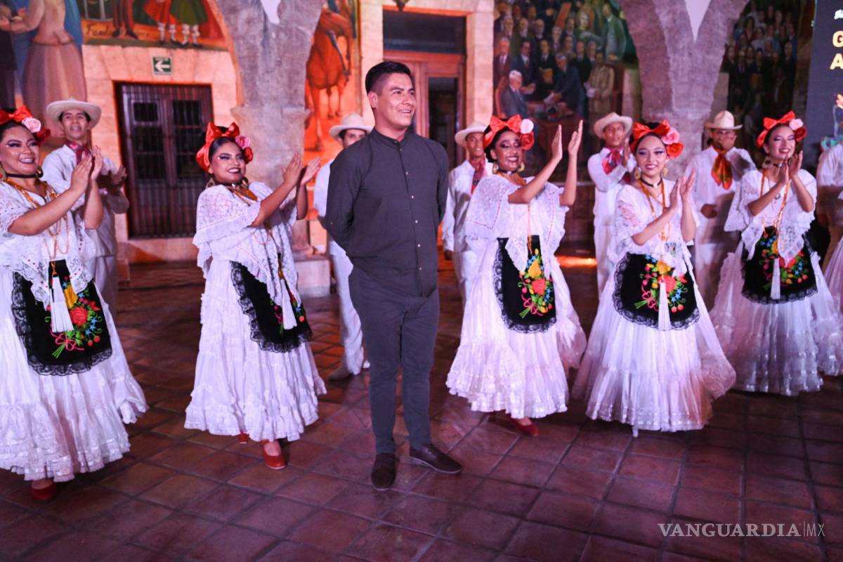 $!Con música sinfónica, ópera y danzas tradicionales, la Gala Artística ofreció un recorrido por la riqueza cultural que estas agrupaciones comparten con barrios, colonias y ejidos de la capital coahuilense.