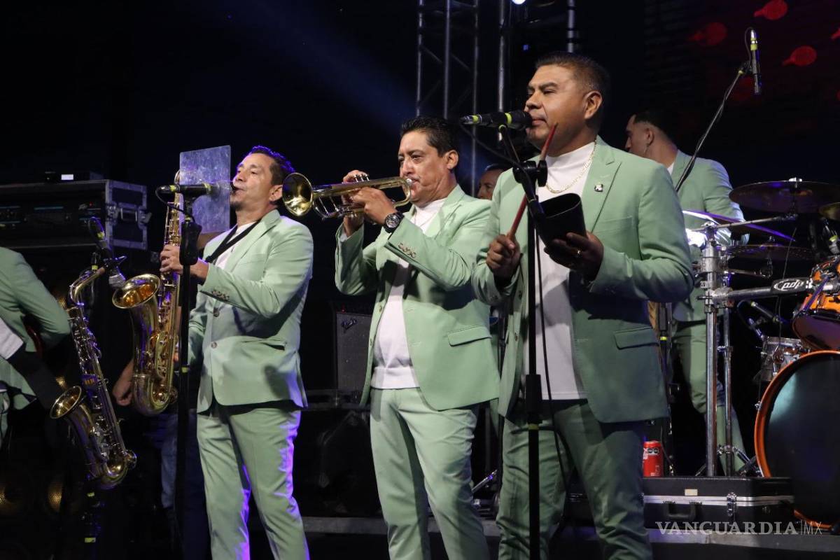 $!Tropicalísimo Apache se lleva la noche en la Saltillo 2000, donde miles de fans recordaron viejos tiempos