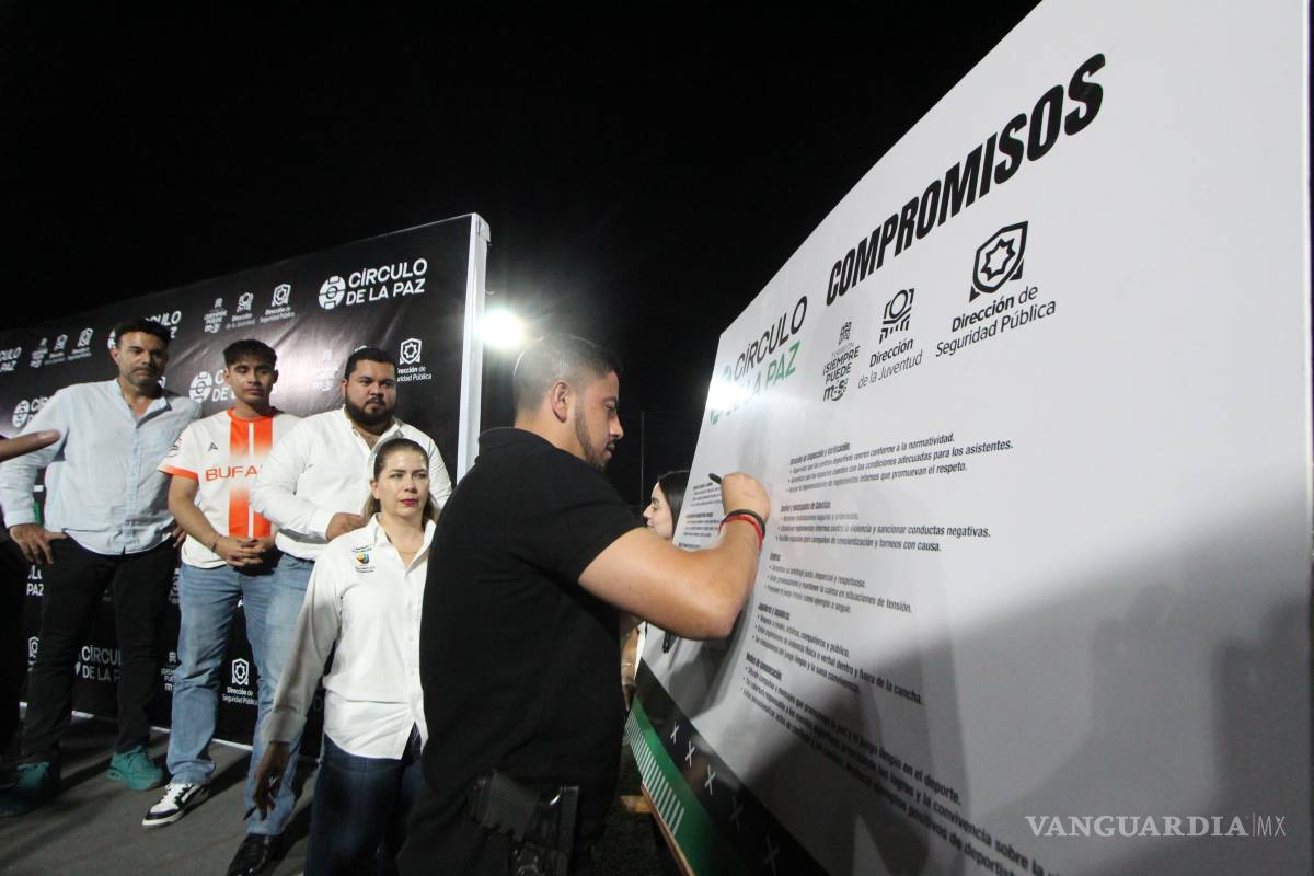 $!Entre los acuerdos firmados destacan talleres preventivos, presencia en partidos y programas de mediación para fortalecer la cultura de paz.