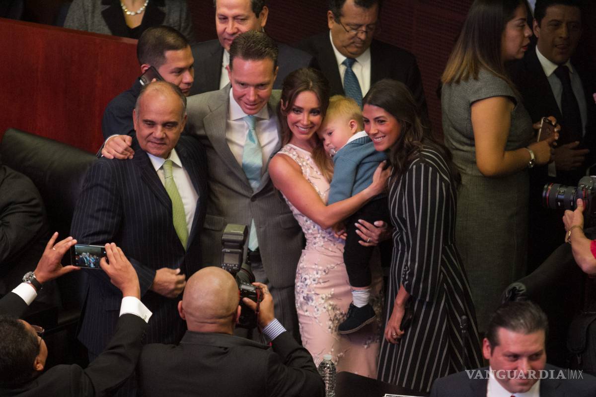 $!‘Novateó’ Manuel Velasco a mayoría de senadores para obtener su licencia