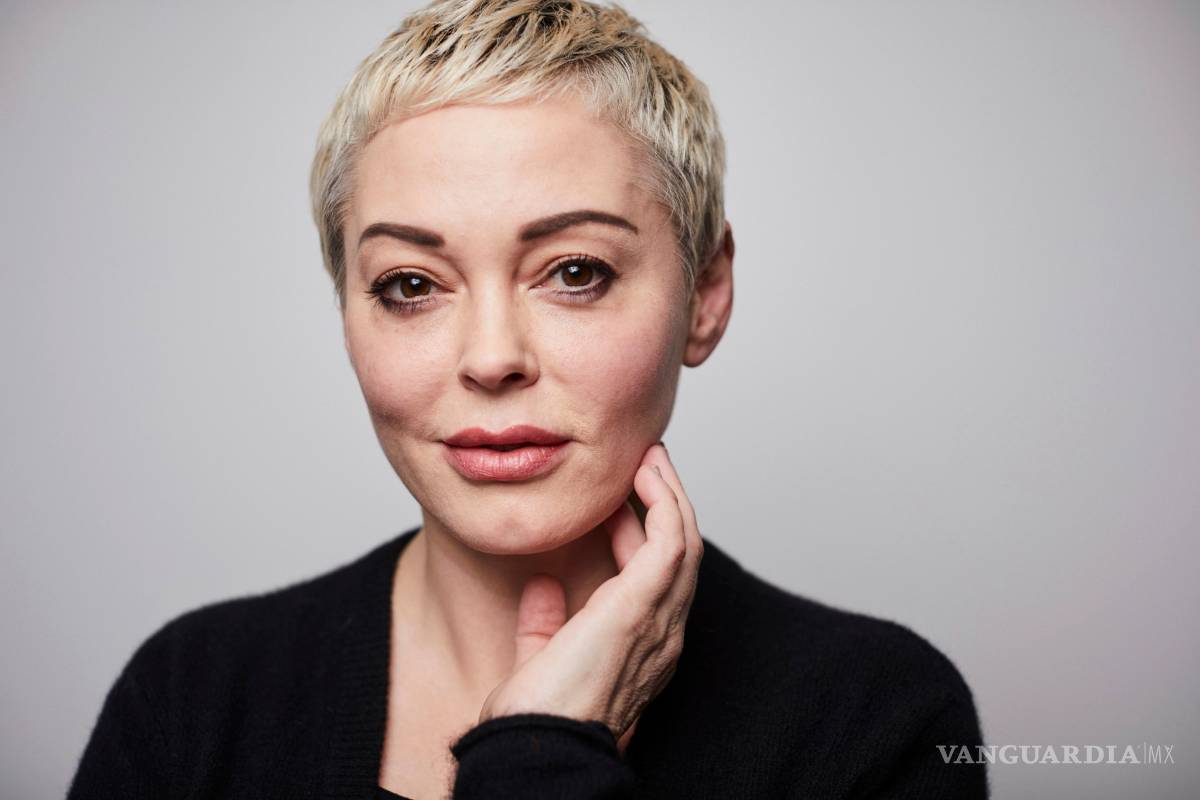 Rose McGowan se disculpa con Irán por ataque de EU, le llueven críticas