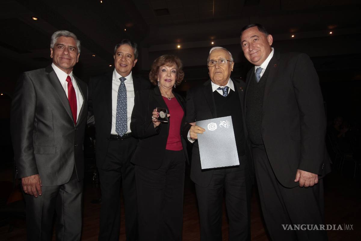 Patronato de Bomberos festeja su 25 aniversario en Saltillo