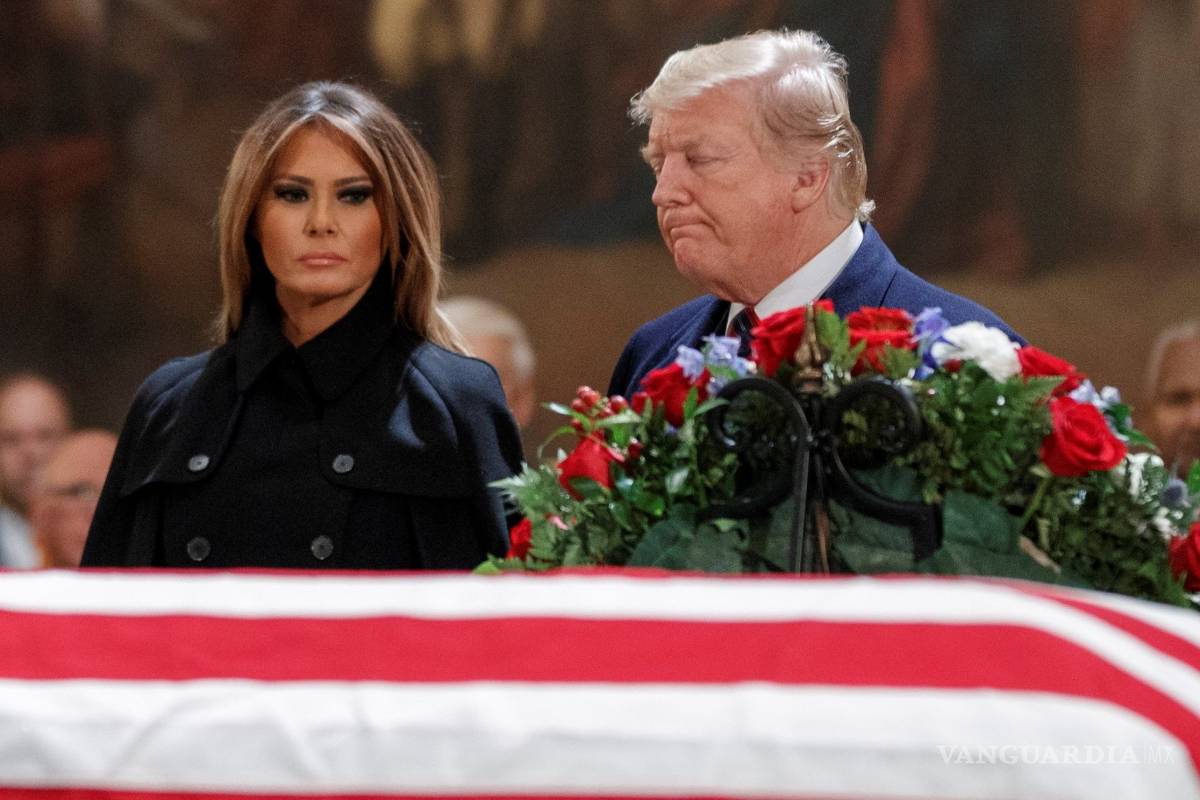 $!El Capitolio de EU abraza los restos del expresidente de EU George H. W. Bush (Fotogalería)