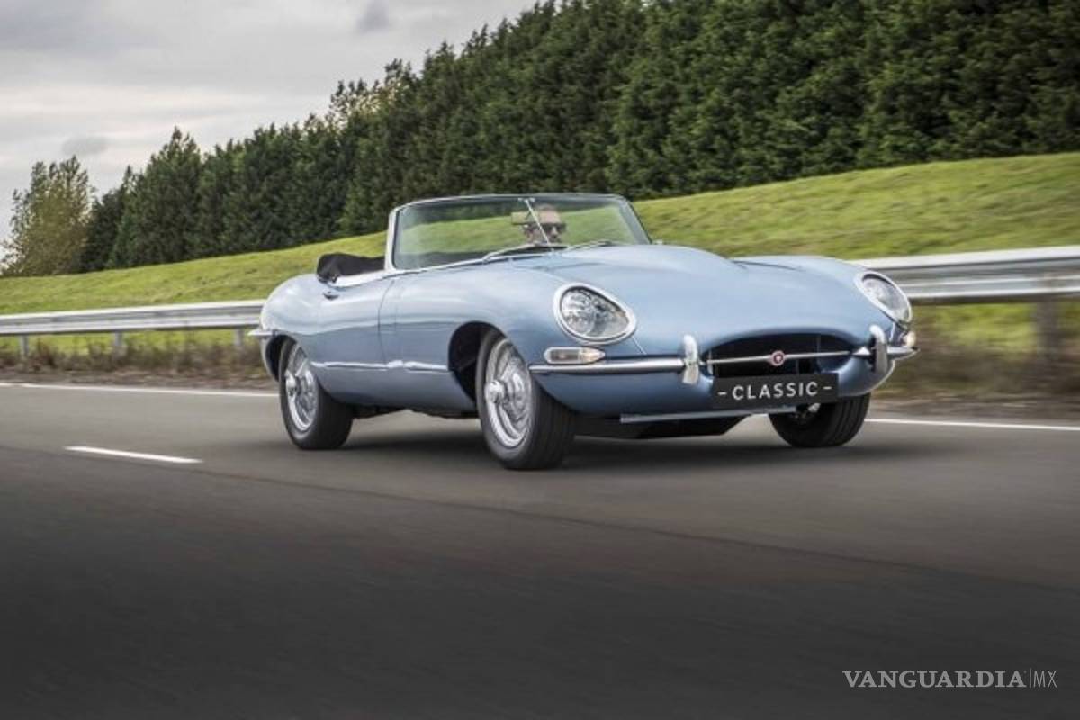 En su boda, el príncipe Harry y Meghan Markle usaron un Jaguar E-Type Roadster eléctrico