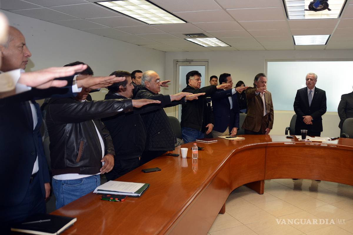 $!Presentan a integrantes del consejo directivo del Simas Torreón