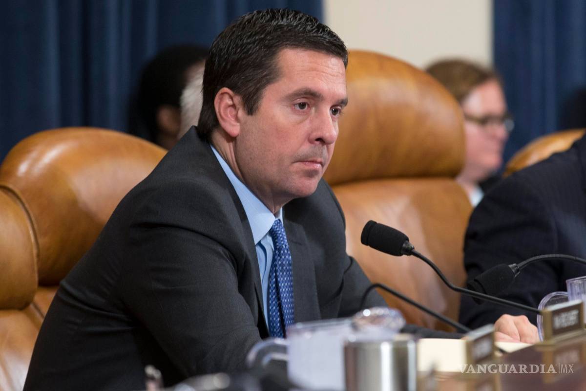 Trump llama “héroe&quot; a Devin Nunes, autor del polémico informe republicano del FBI