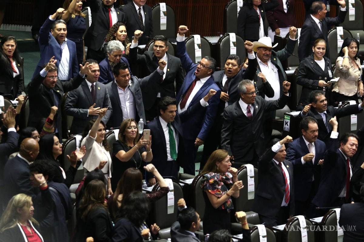 $!Morena pide suspender evaluación docente por ser autoritaria y excluyente