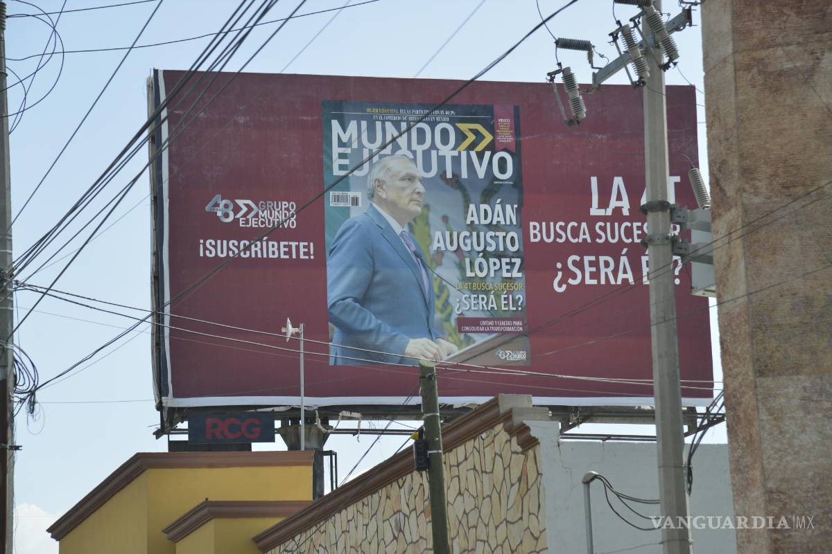 $!Adán Augusto es el que cuenta con más espectaculares en la ciudad.