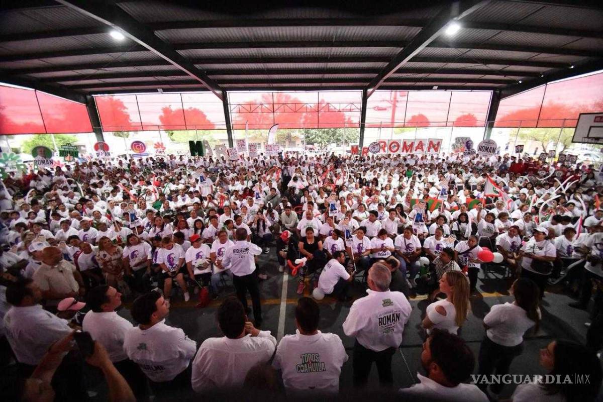 $!Habitantes de diferentes sectores como Campo Nuevo Zaragoza y El Águila mostraron su apoyo al candidato durante su recorrido por la ciudad.