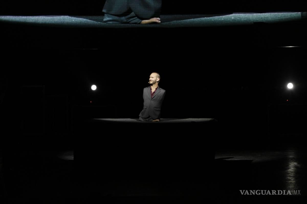 $!‘Ante suicidios, jóvenes deben entender que hay esperanza’: Nick Vujicic en Saltillo