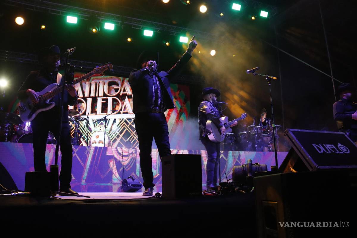 $!Miles de asistentes disfrutaron del show que entregó esta legendaria banda.