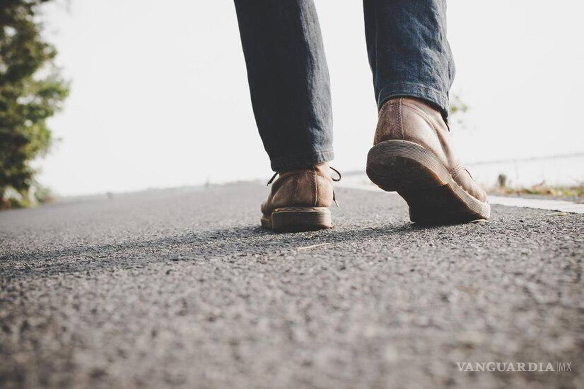 Caminando de Lerdo hacia Torreón: El desafío de ser peatón en ciudades hechas para autos