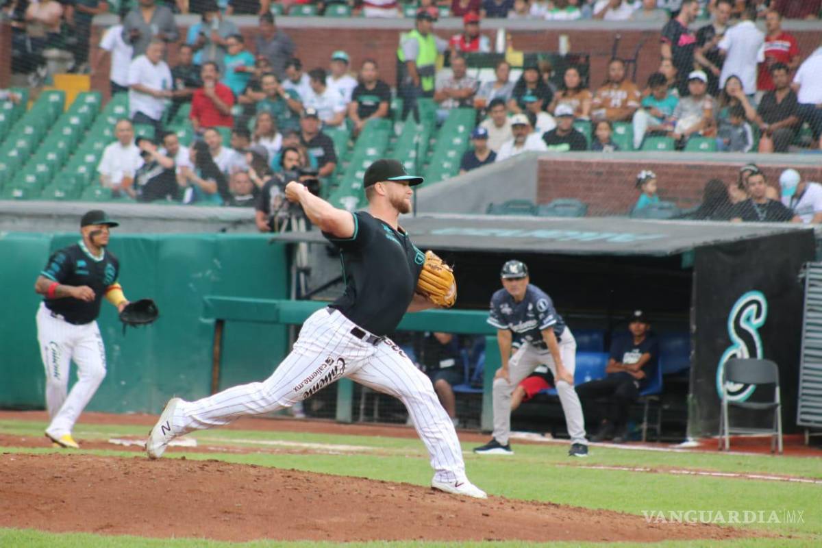 $!La Nave Verde no pudo salvarse de perder la serie ante Algodoneros de Unión Laguna y están firmando una desastrosa temporada.