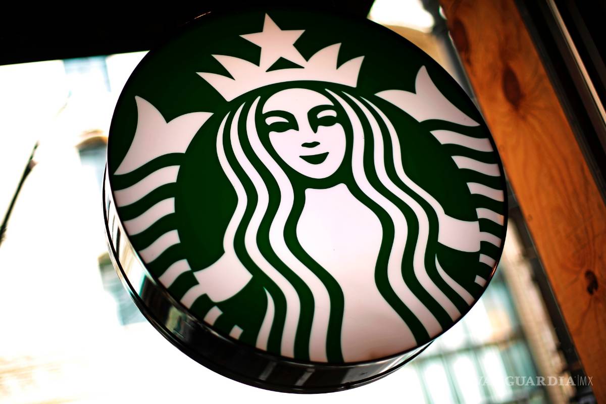 Nestlé compra derechos para vender productos de Starbucks