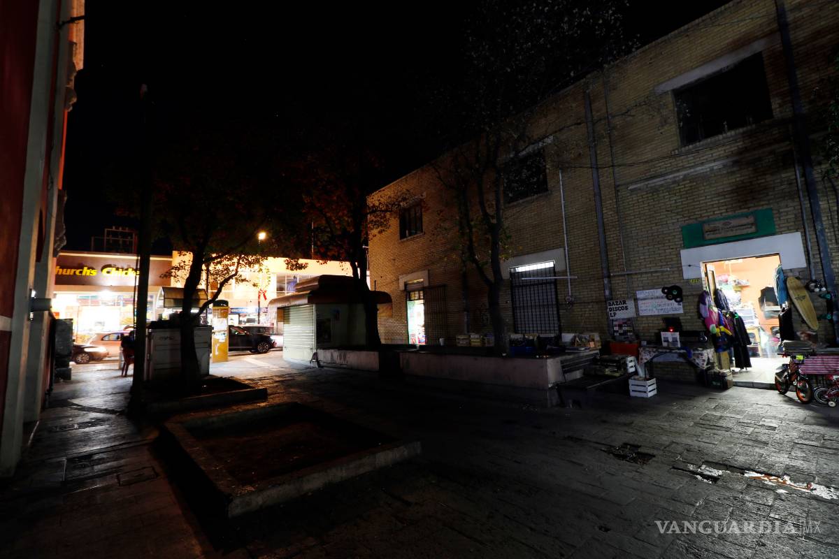 Corredor Padre Flores, de Saltillo, sin alumbrado