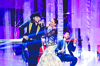 ¡Vivan las mujeres! grita Ale Guzmán