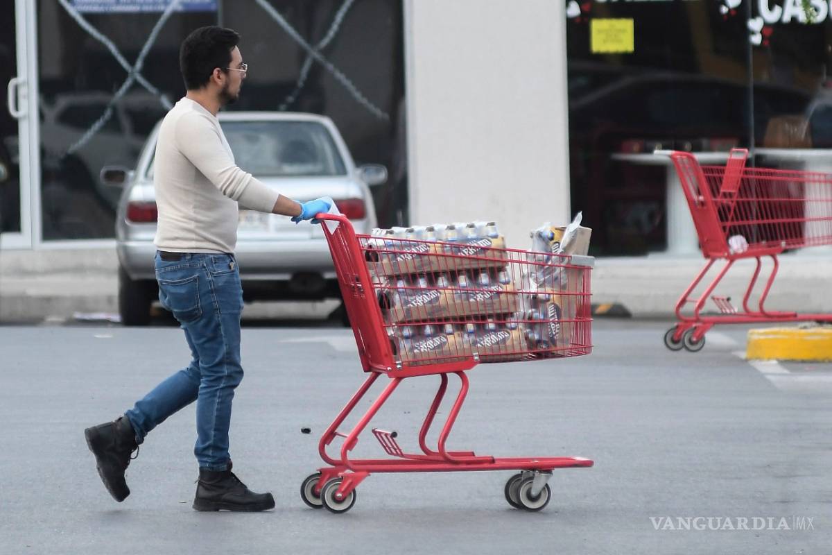 La posibilidad de 'ley seca' hace olvidar la sana distancia y las precauciones por coronavirus