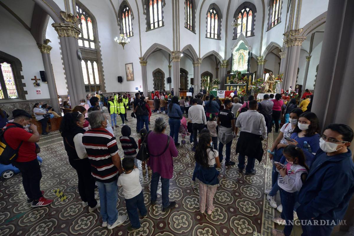Participan al menos 2 mil saltillenses en peregrinación obrera al Santuario de Guadalupe