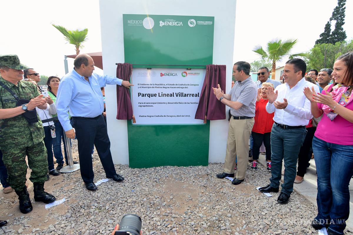 Inaugura Rubén Moreira parque y bulevar en Piedras Negras