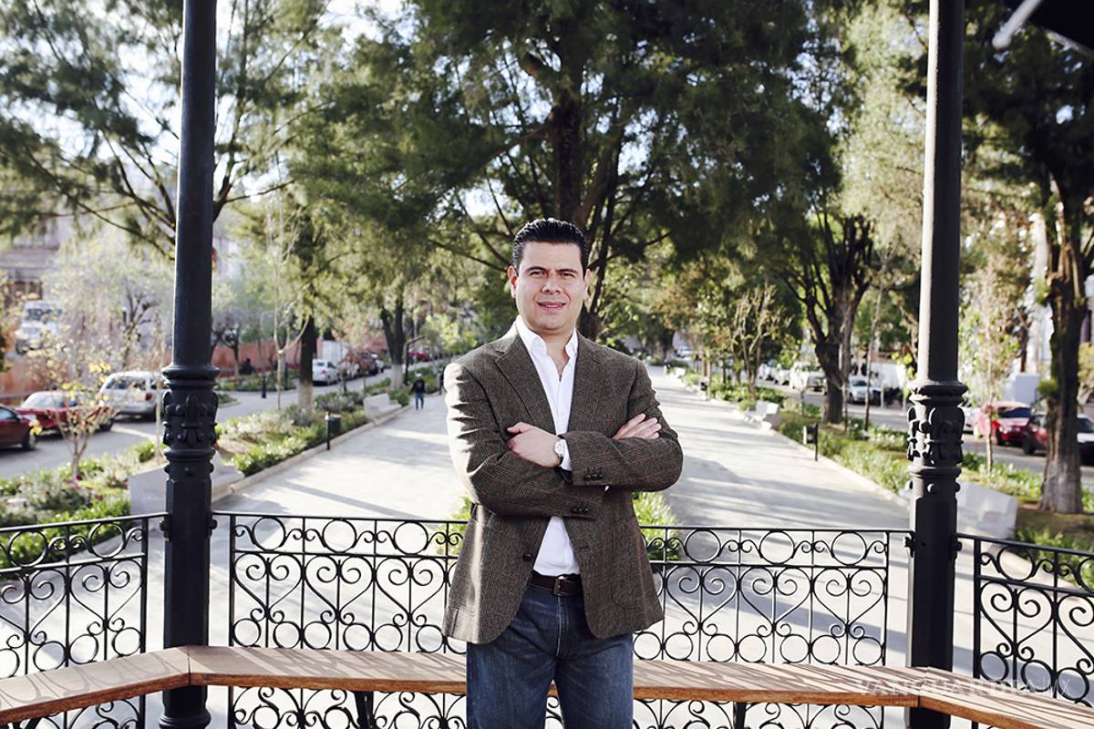 Hermano de Gobernador de Zacatecas movía nóminas a su antojo