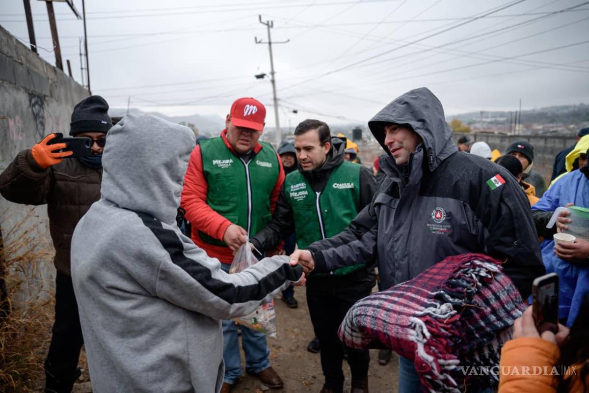 $!La coordinación entre autoridades municipales y estatales permitió brindar atención directa a la población vulnerable afectada por el descenso de temperatura.