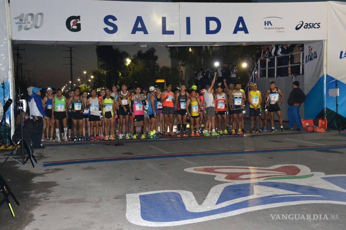 Novios laguneros ganan el Maratón LALA
