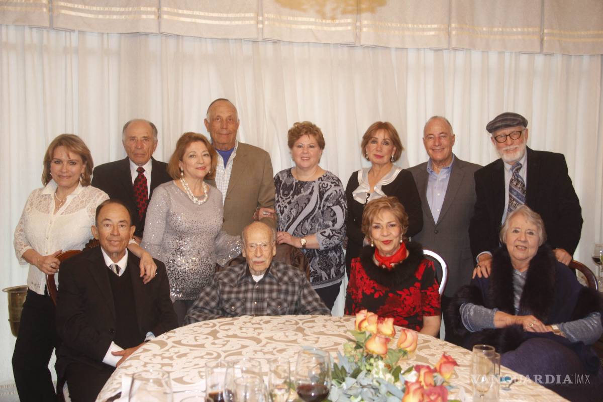 Cumple 100 años Salvador José, empresario mueblero saltillense