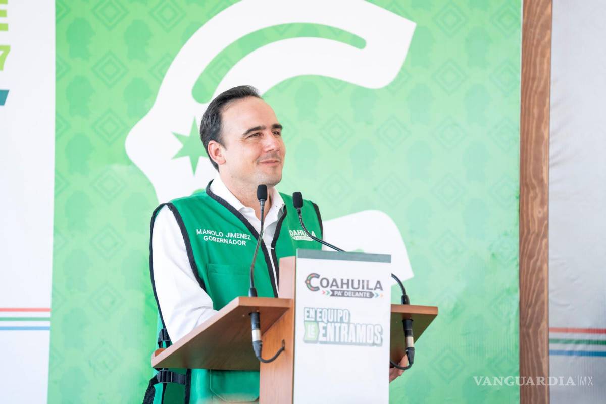 $!Manolo Jiménez Salinas encabezó el arranque del programa “En Equipo le Entramos” en Castaños, donde se invertirán 39.5 millones de pesos.