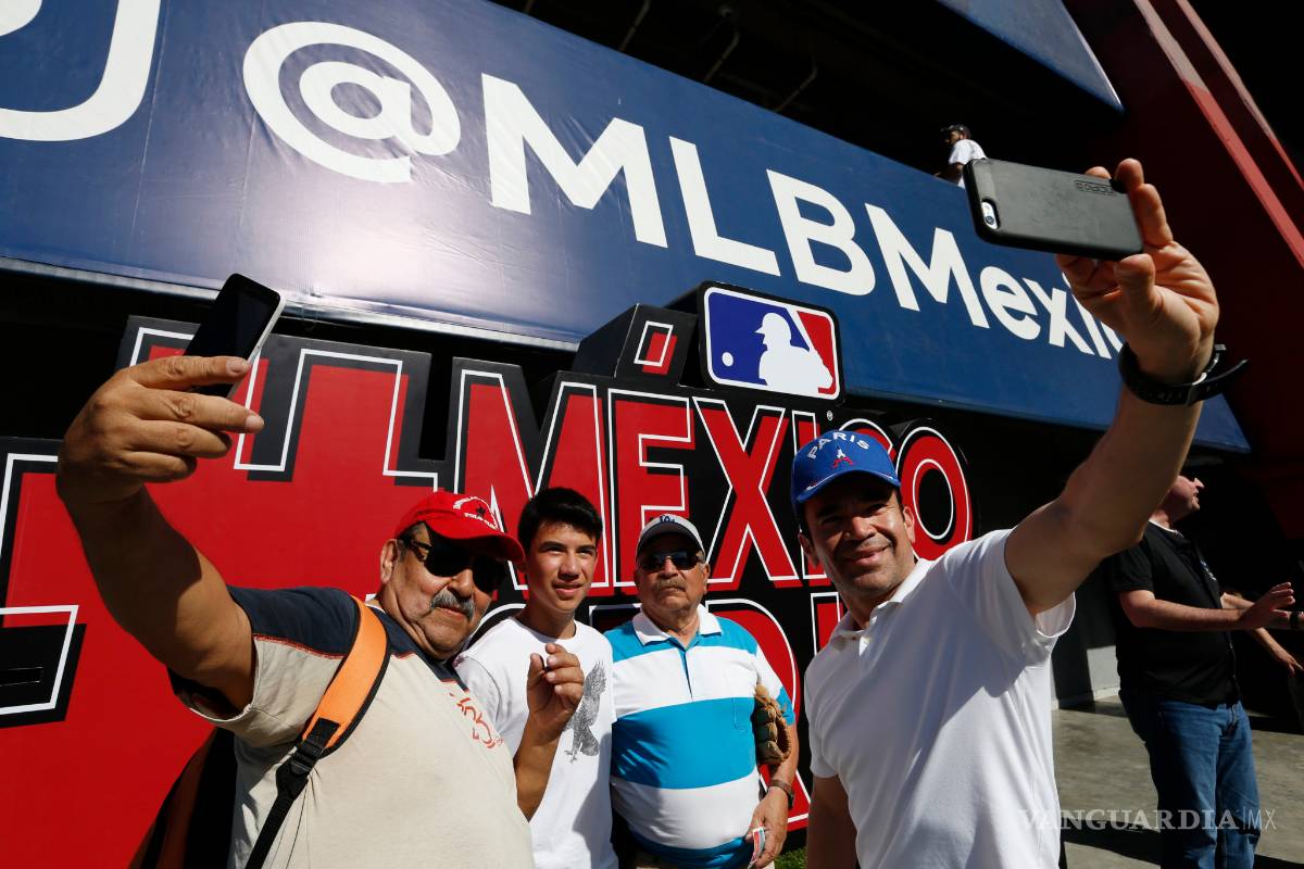 $!Los Rojos vencen a los Cardenales en el regreso de las Grandes Ligas en el Estadio Monterrey