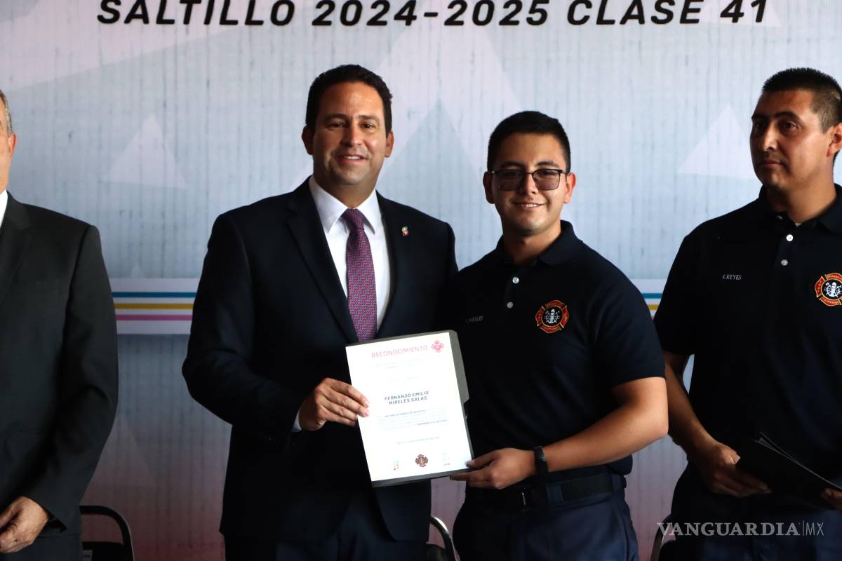 $!Durante la ceremonia, el alcalde anunció que se ha registrado un aumento del 120% en los incidentes atendidos en lo que va de 2025.