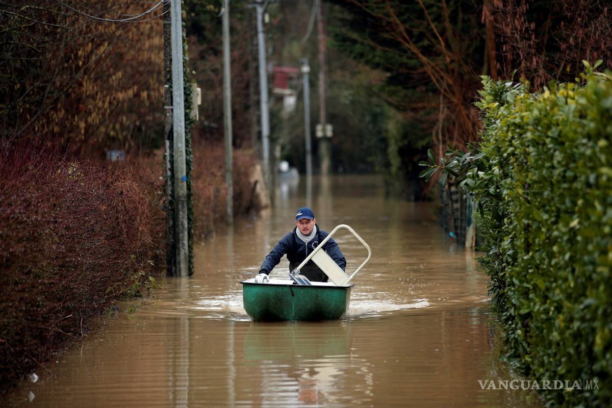 $!Río Sena se desborda inundando París (Fotos)