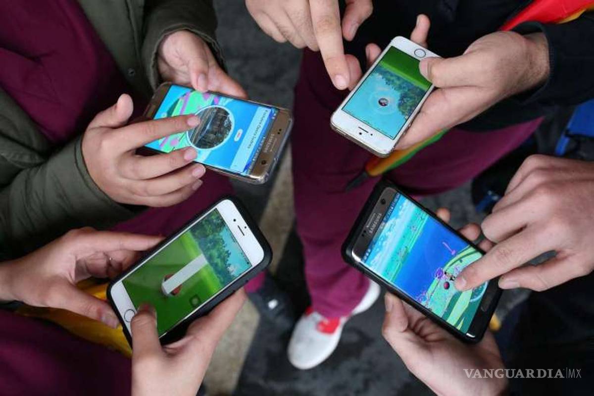 Adicción a redes sociales puede requerir terapia farmacológica