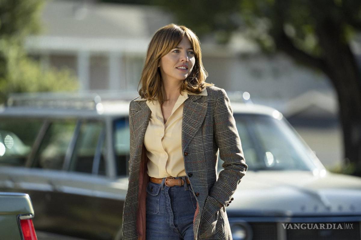 $!Ophelia Lovibond como Joyce durante una escena de la serie Minx. EFE/Katrina Marcinowski/HBO Max