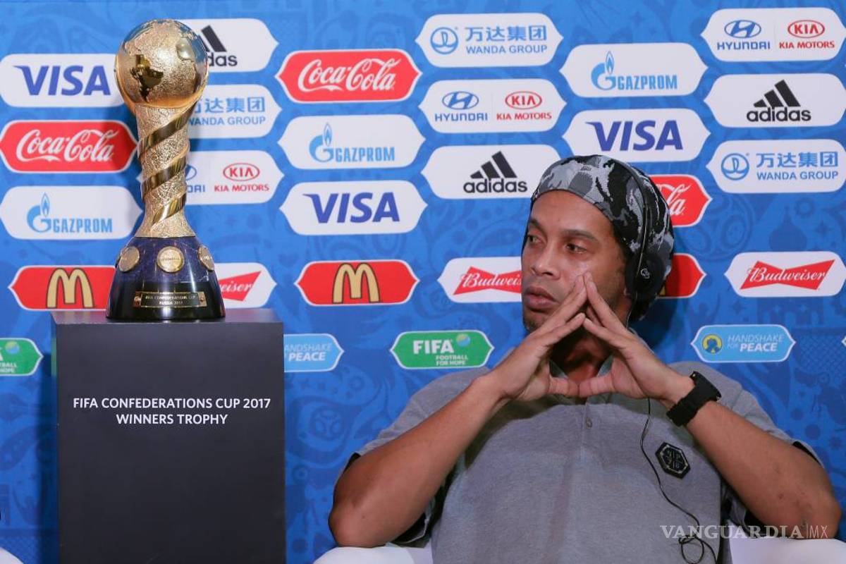 Ronaldinho presenta Copa Confederaciones Rusia 2017 en México