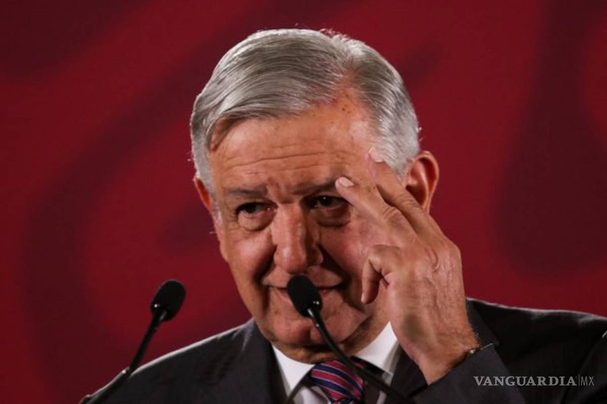 Ya investigan a funcionarios por impunidad en caso de los 43 de Ayotzinapa: AMLO