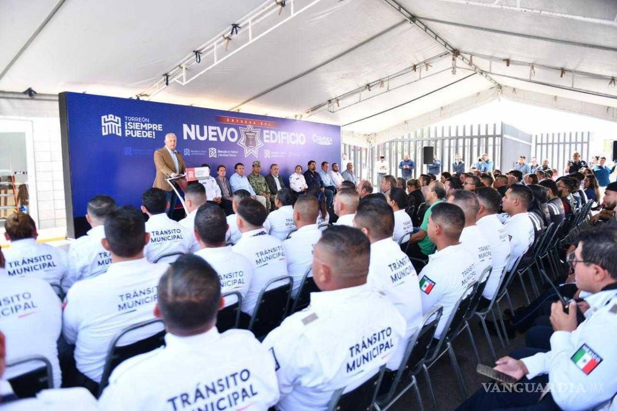 $!El alcalde Román Alberto Cepeda González destacó los beneficios para la comunidad y el compromiso municipal con la seguridad ciudadana.