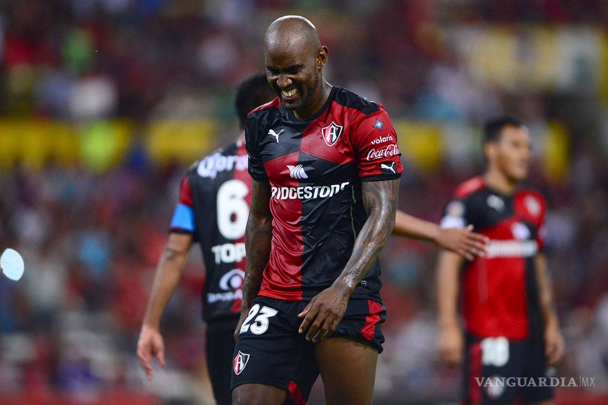 Racismo mancha al futbol mexicano