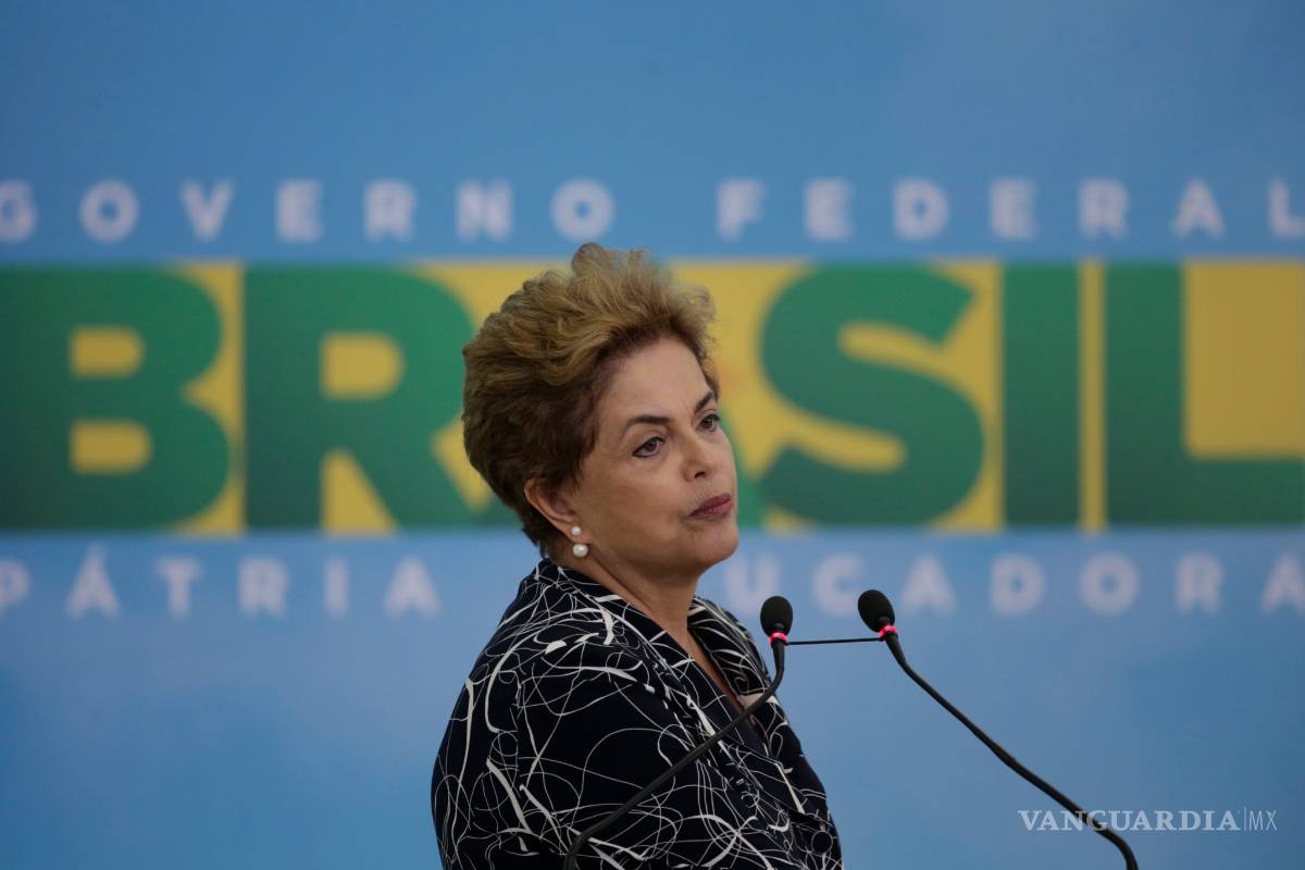 Senado en Brasil vota hoy juicio político a Rousseff; ella promete “dar batalla”