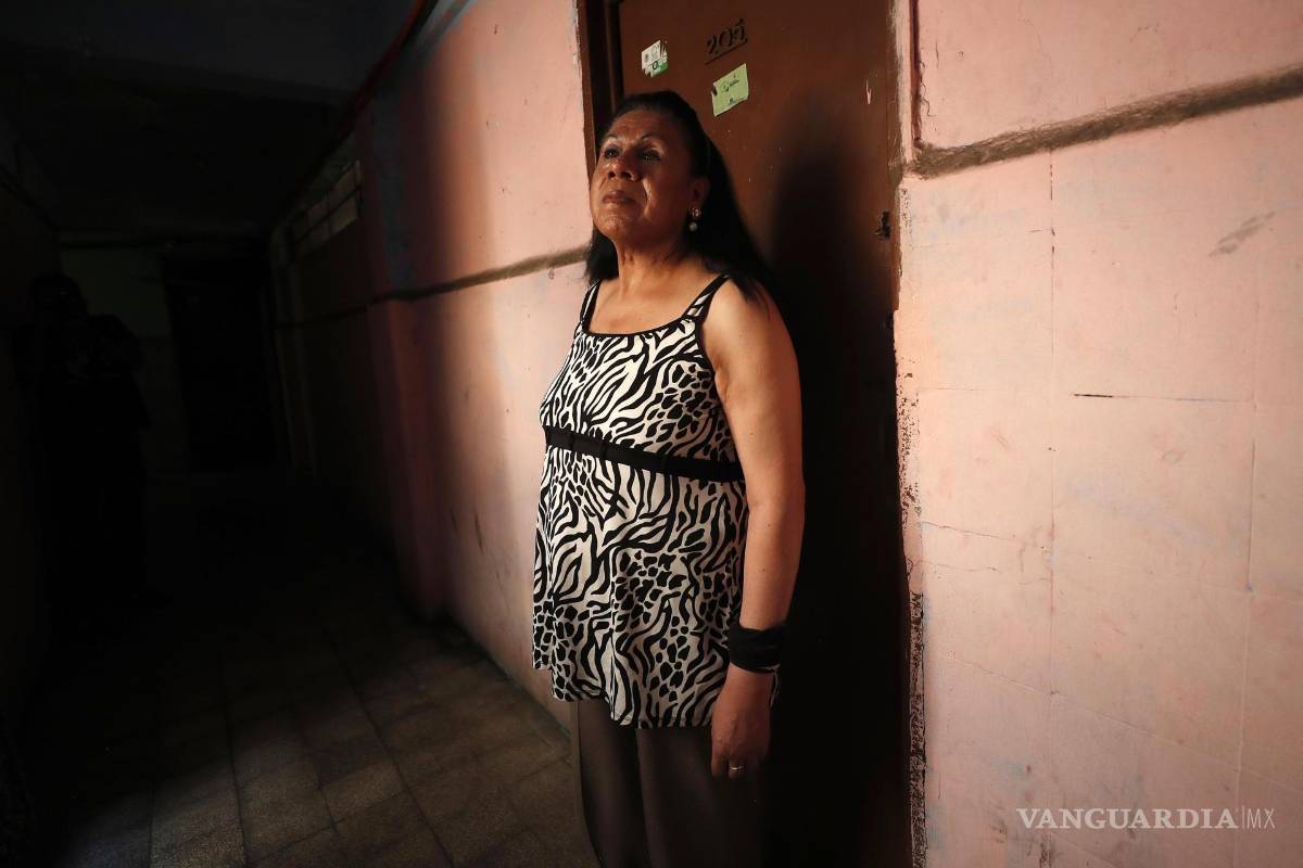 $!Nefi posa para fotos durante una entrevista con EFE en Ciudad de México (México).
