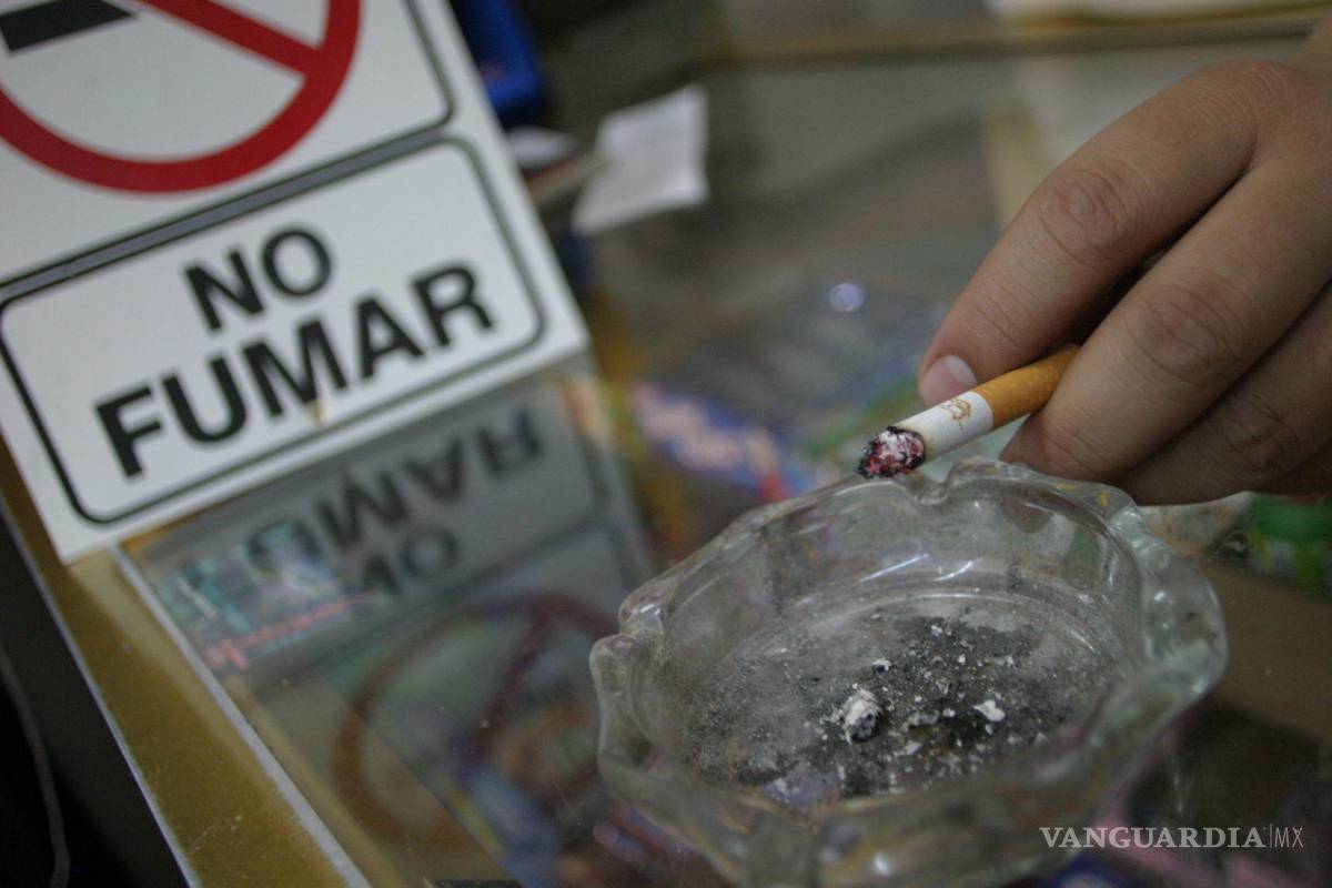 $!Los adolescentes que iniciaron a fumar a los 14 años presentaron de manera significativa menos materia gris en una sección del lóbulo frontal izquierdo.