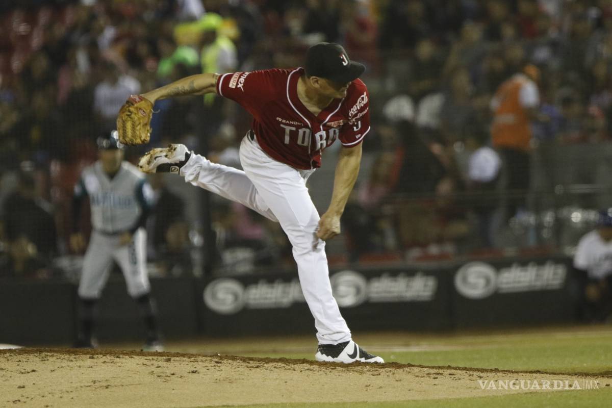 Toros y Leones con ventaja sobre Acereros y Diablos