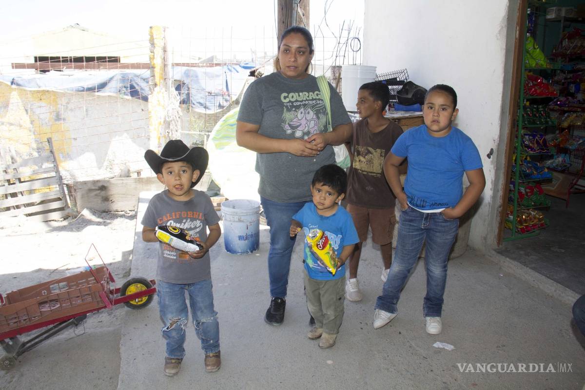 Porque la CFE los dejó sin electricidad, varios niños viajan a diario hasta Saltillo para estudiar