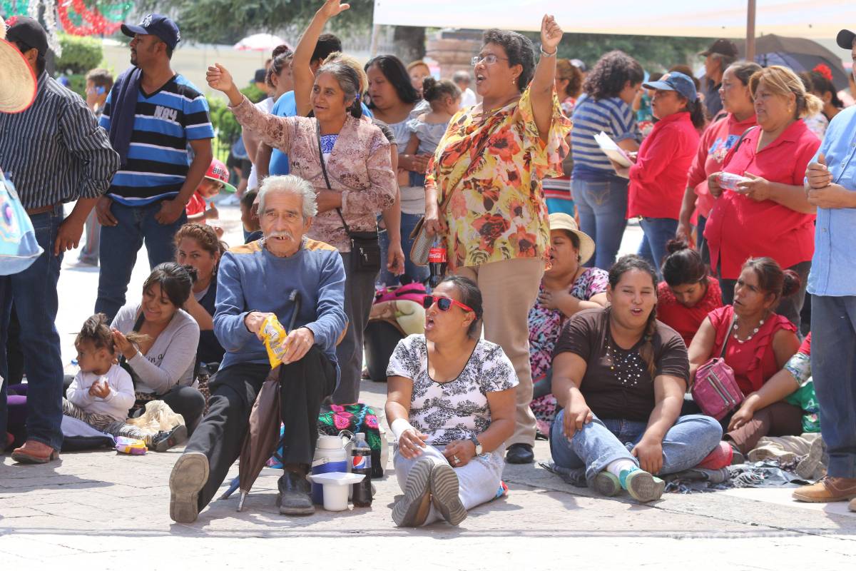 Antorchistas exigen casas baratas al Gobierno de Coahuila y al Infonavit
