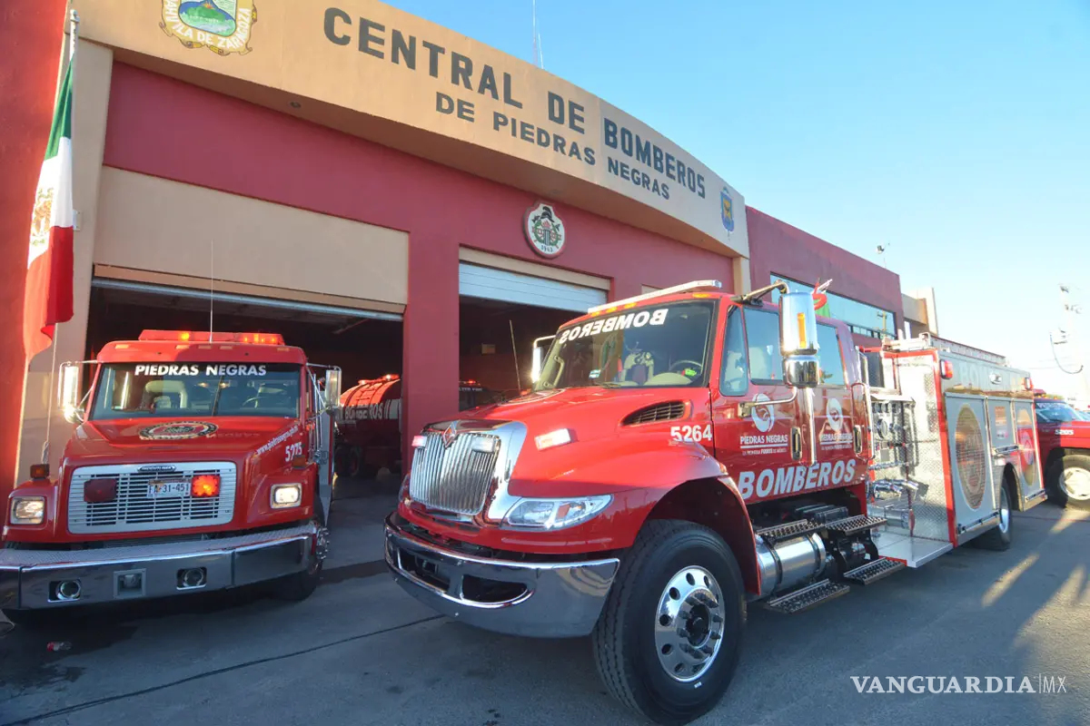 Dan de baja a bombero de Piedras Negras tras ser detenido y liberado