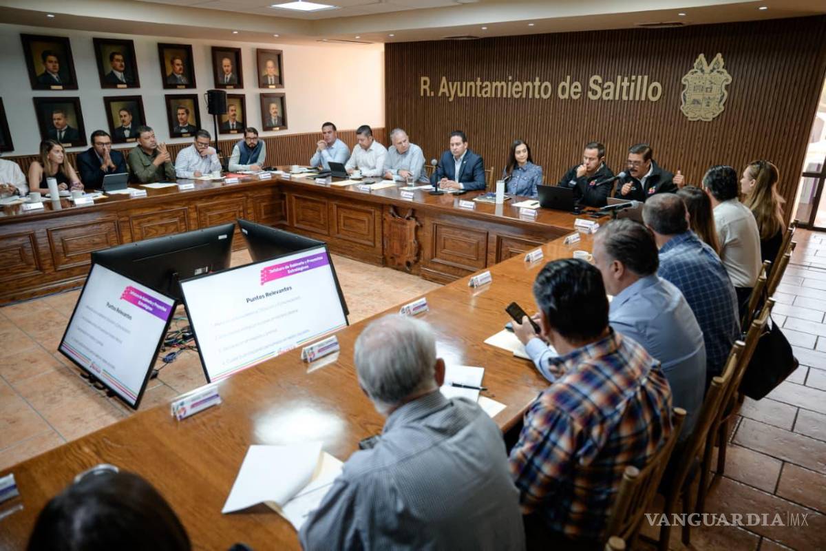 $!El Alcalde se reunió con su gabinete para dar instrucciones sobre diversas acciones para el bienestar de la ciudad.